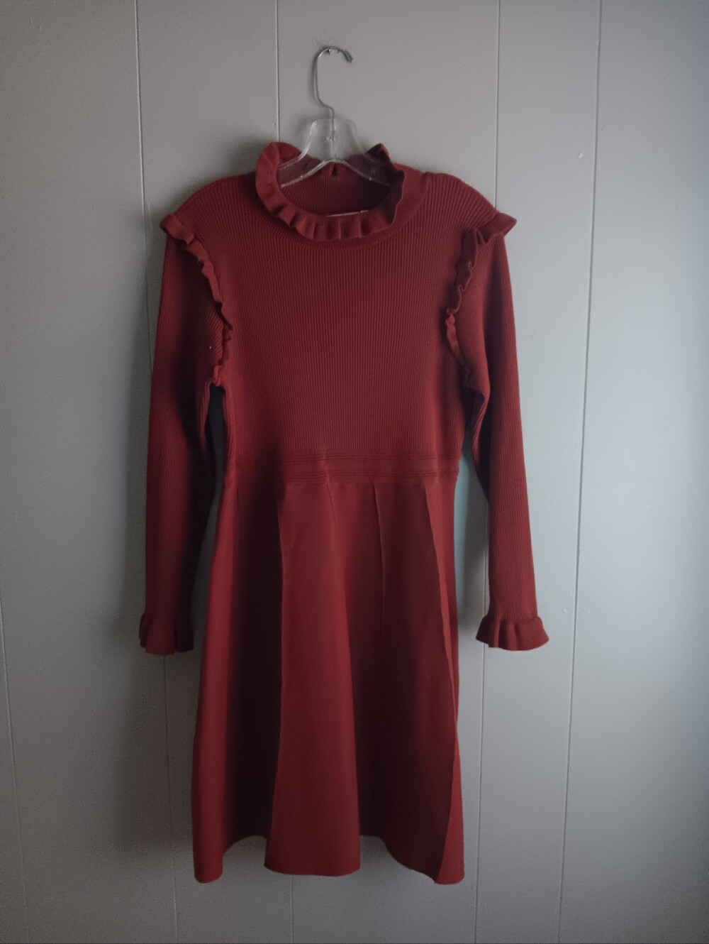 Hailey Lyn Ribbed Ruffle Long-Sleeve Dress in Deep Red PL